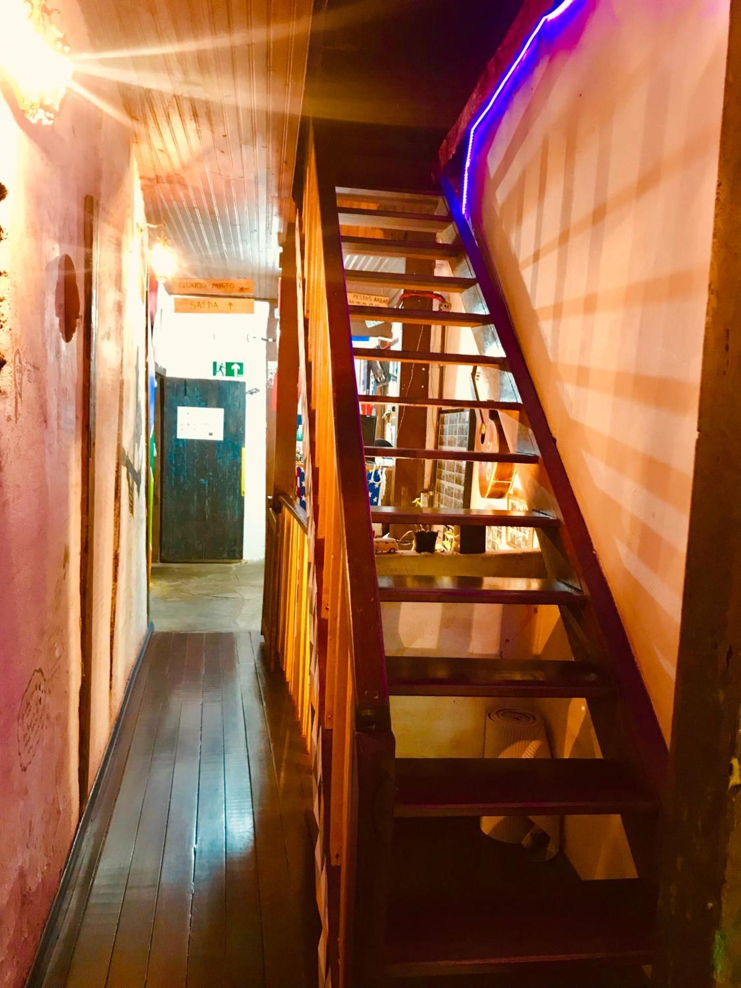 Hostel Uai 欧鲁普雷图 外观 照片