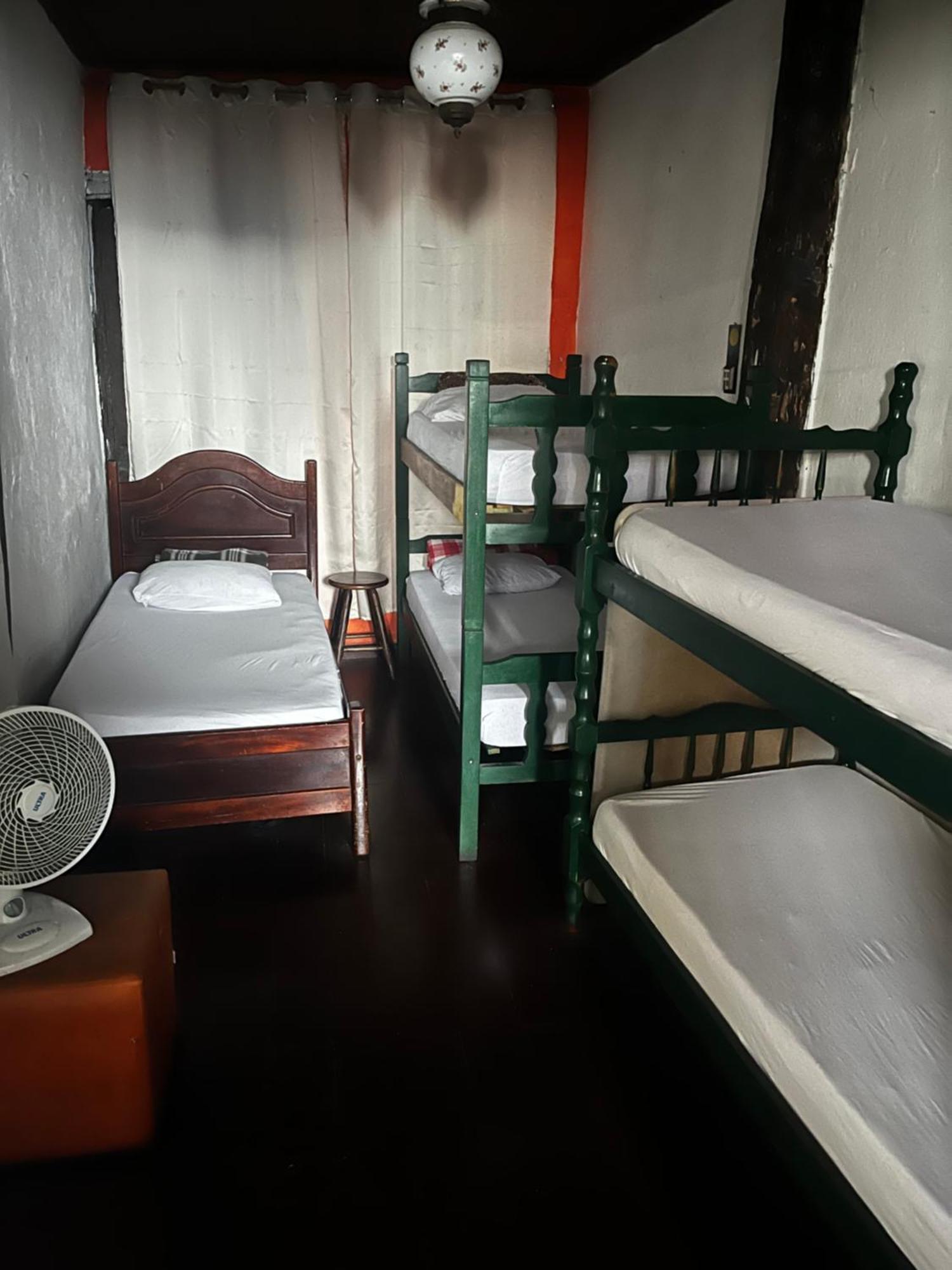 Hostel Uai 欧鲁普雷图 外观 照片