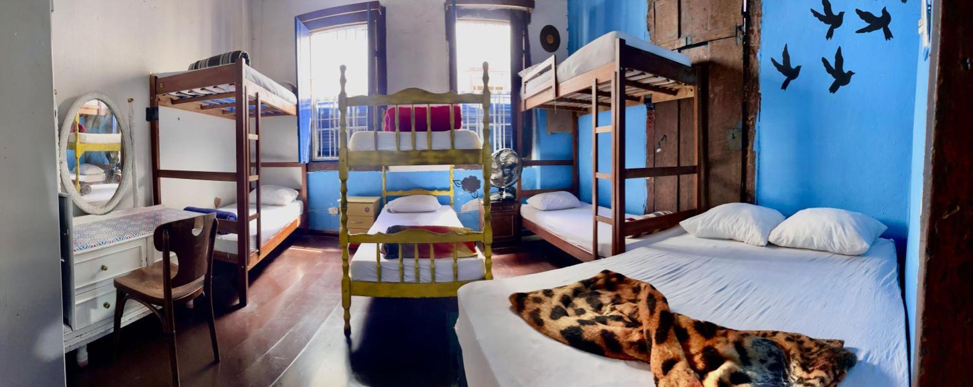 Hostel Uai 欧鲁普雷图 外观 照片